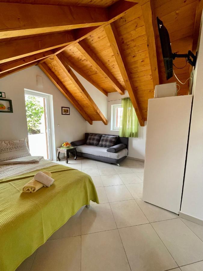 Guesthouse Kresic Split Exterior photo