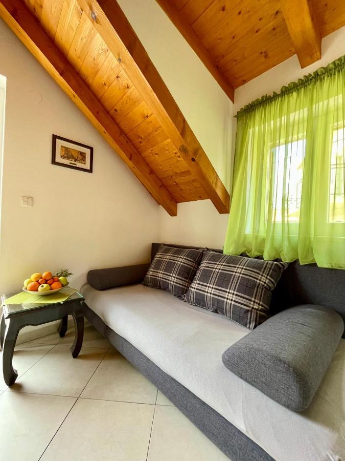 Guesthouse Kresic Split Exterior photo