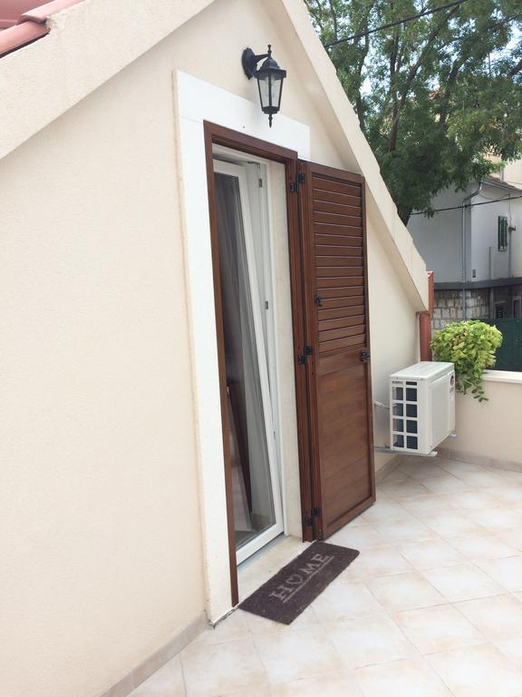 Guesthouse Kresic Split Exterior photo
