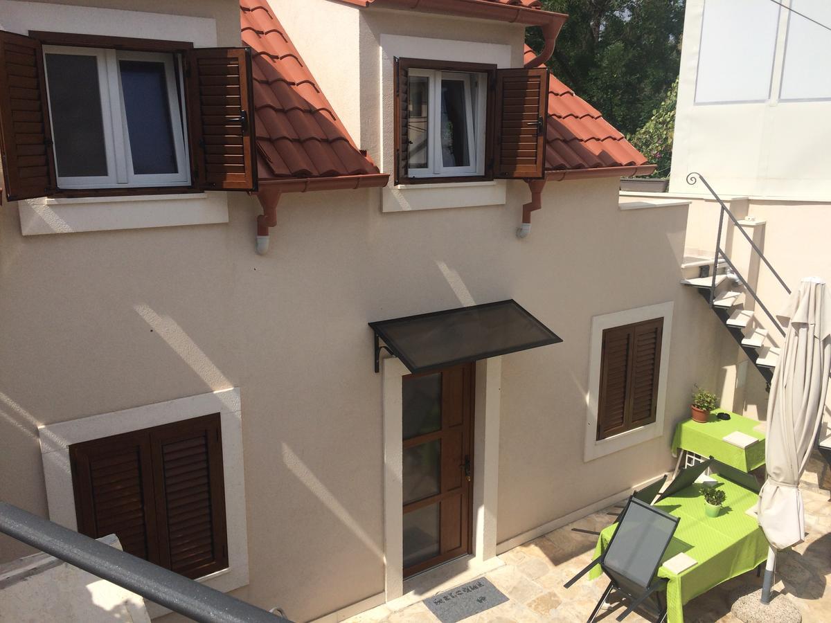 Guesthouse Kresic Split Exterior photo